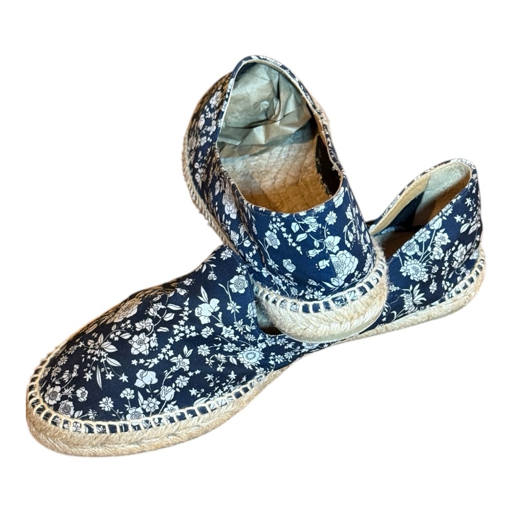 NWOT Castaner xLiberty Joanna Navy/white floral slip on espadrille, size 39 - Picture 5 of 10